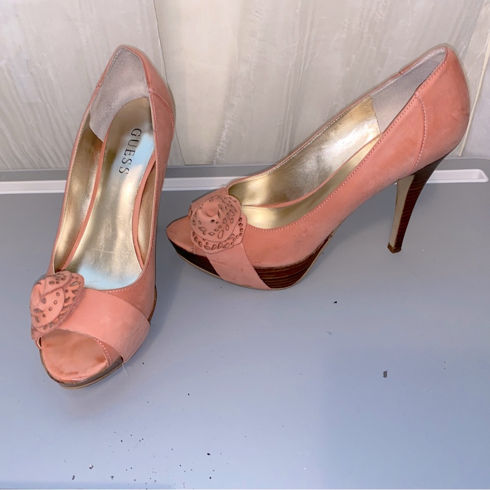 GUESS VINTAGE 
SALMON PLATFORM 8M